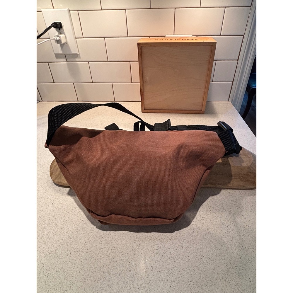 Carhartt Men Brown Canvas Waist Pack Fanny Pack Hip Bag Adjustable Strap - Picture 5 of 15